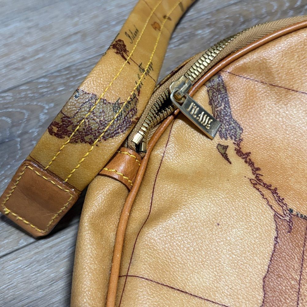 Alviero Martini Bag - Picture 2 of 10